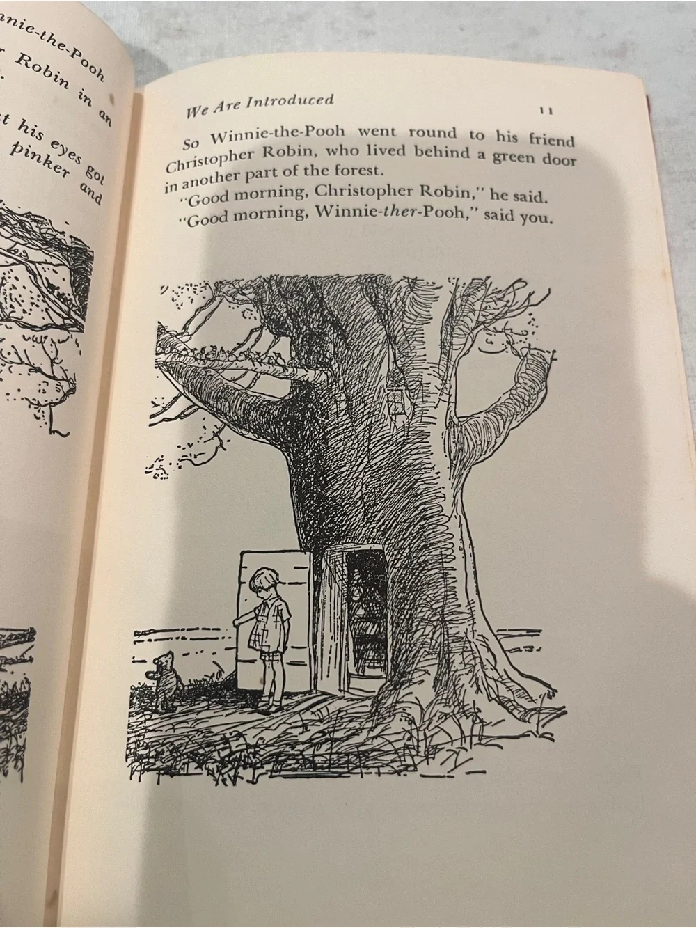 Vintage 1961 cloth cover bound Winnie The Pooh classic story book. Hardcover